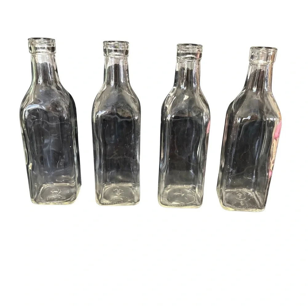 Anchor Hocking‎ • Clear Glass Square Bottles (Set of 4)